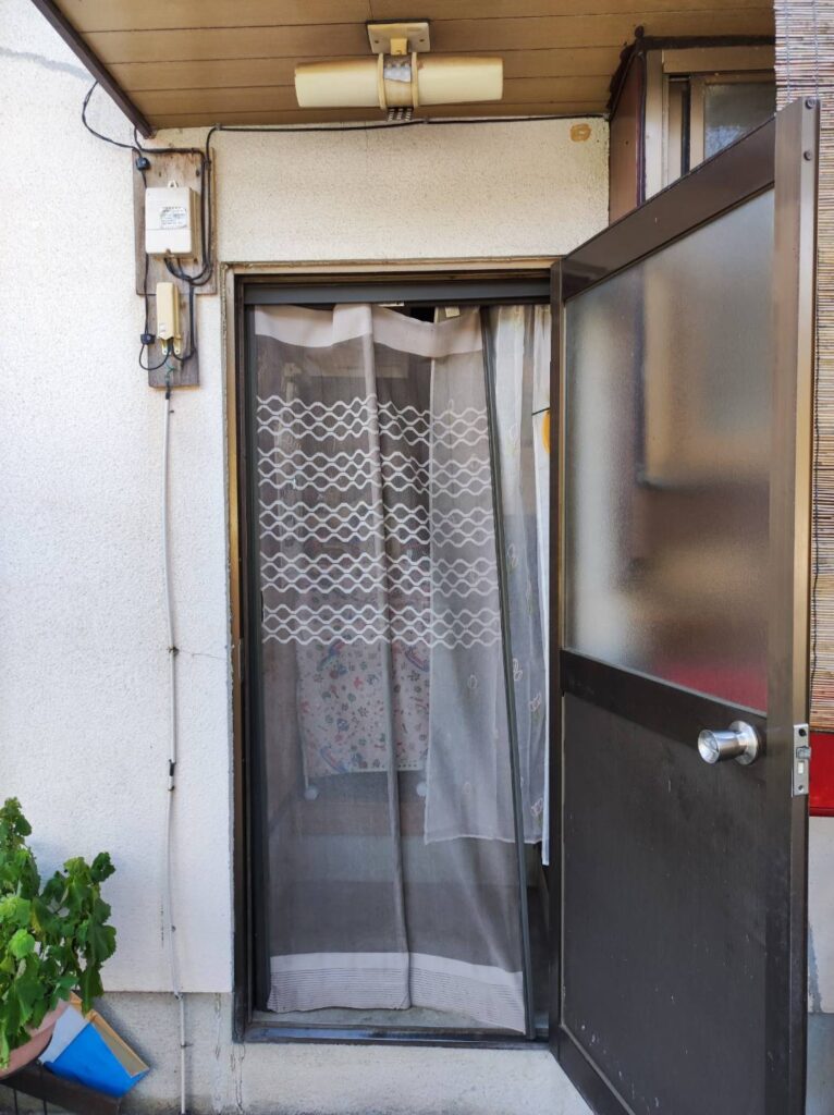 しまえるんですαロール網戸タイプ