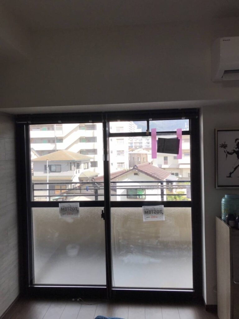 下関市の分譲マンションでLIXILインプラス内窓設置後の掃き出し窓