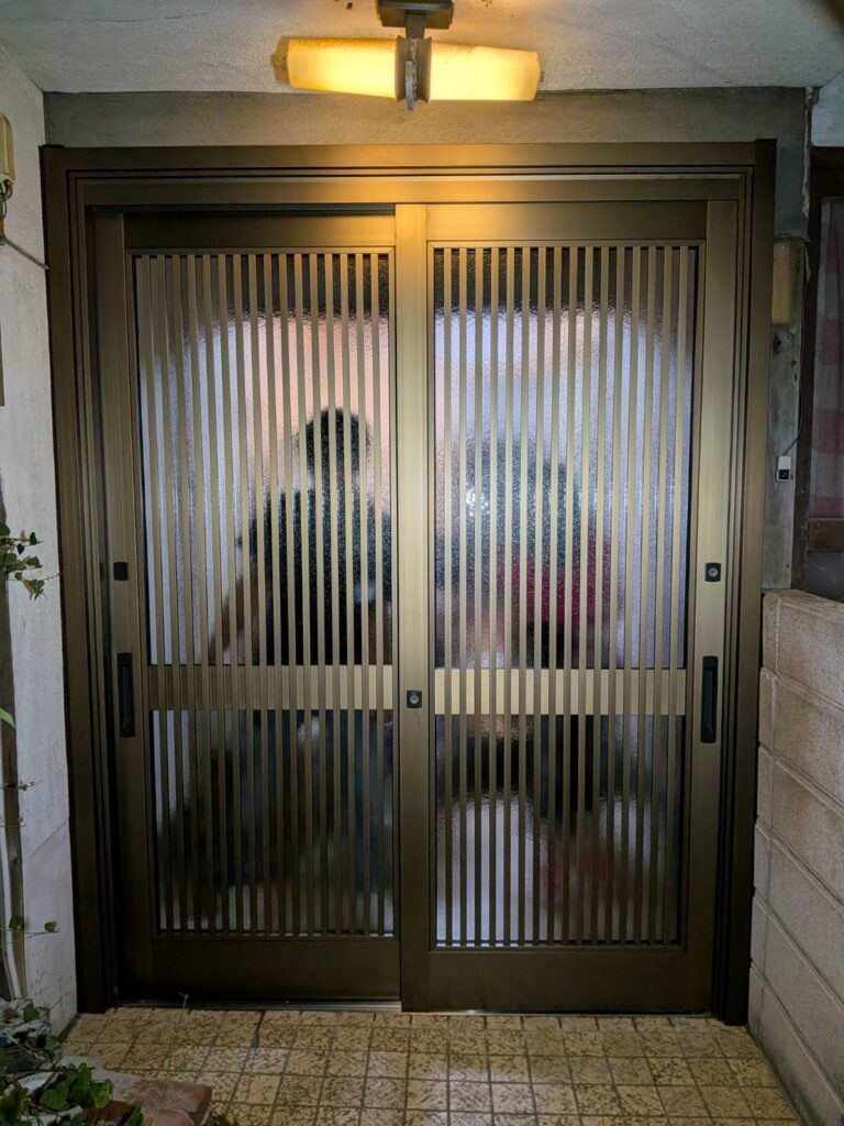 下関市でLIXILリシェント玄関引戸へ交換した施工後